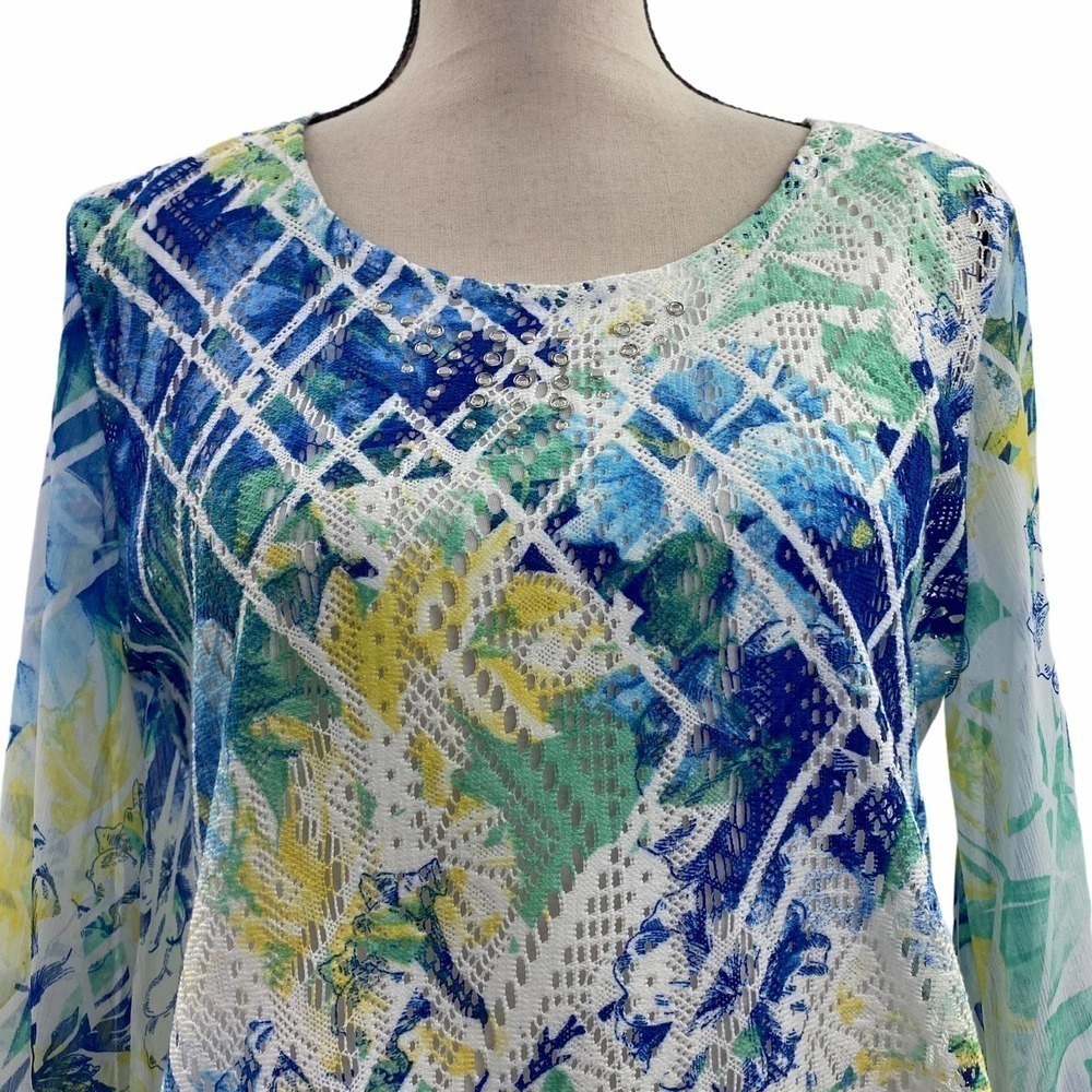 SHARKBITE Floral Multicolor 3/4 Sleeve Blouse - Picture 13 of 13